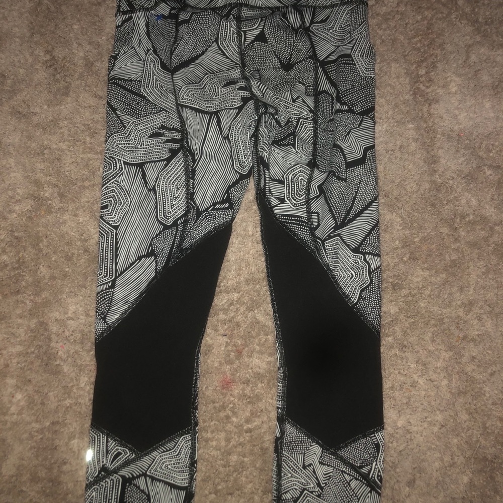 Lululemon Bundle - Picture 7 of 12